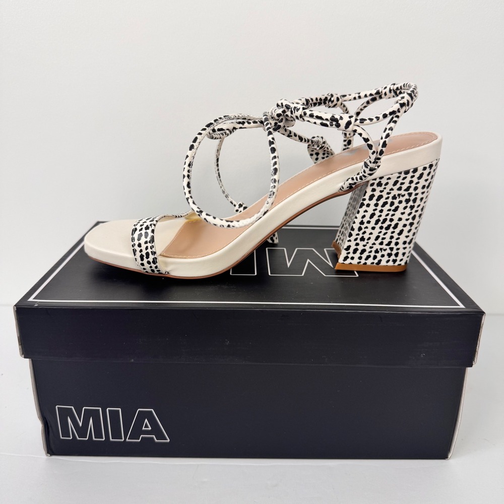 Mia Muna Sandal Women 7.5 Off White Black Lace Up Animal Print Block Heel